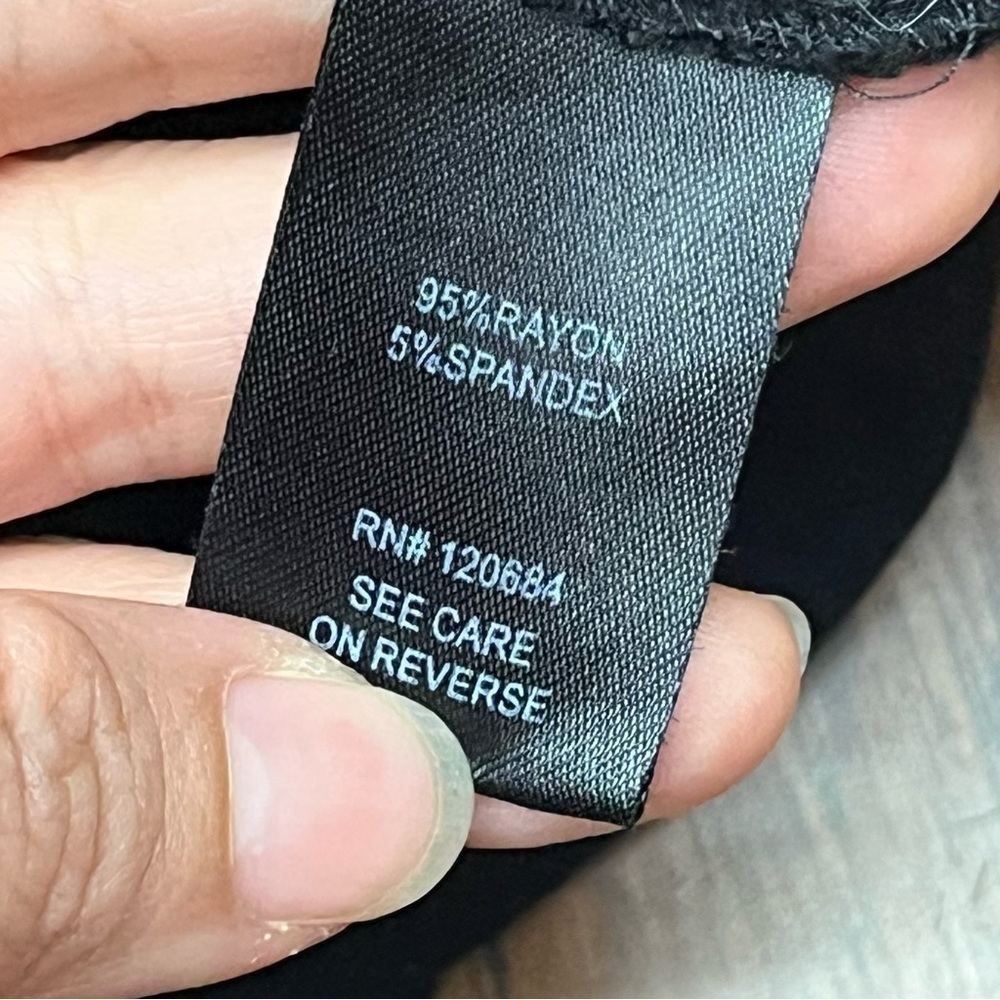 Torrid‎ flowy basic black skirt - Picture 4 of 5